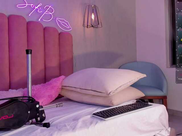 Live sex webcam photo for Sofi-Blossom #278028430