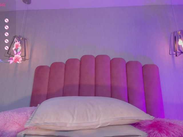 Live sex webcam photo for Sofi-Blossom #278168232