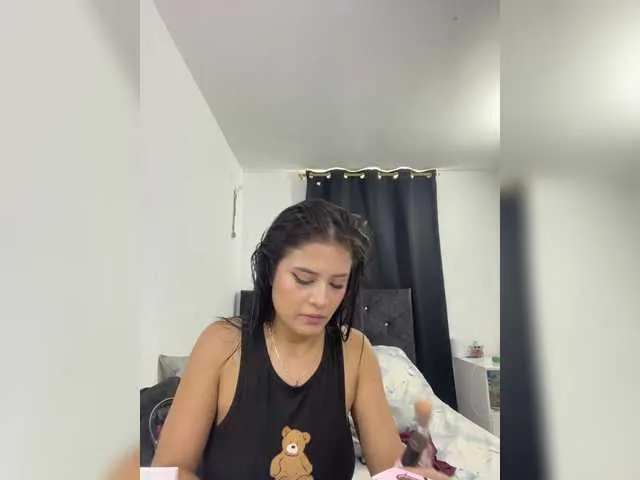 Live sex webcam photo for Sofi-Blossom #291920699