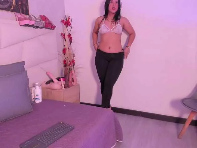 Live sex webcam photo for SofiPerez #291231447