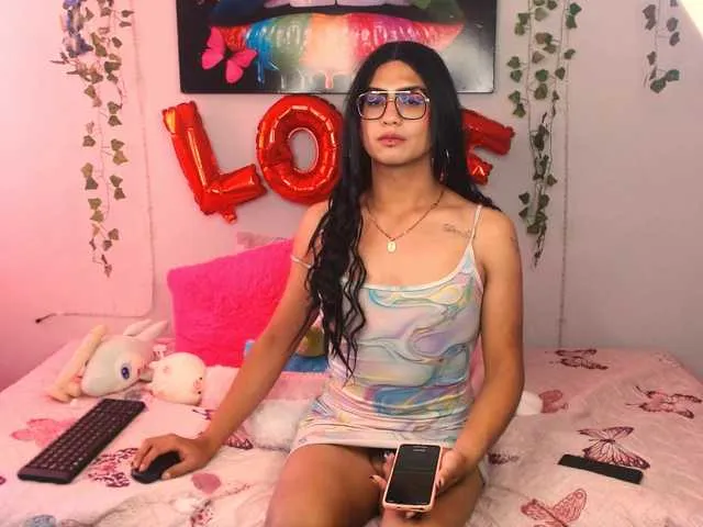 Live sex webcam photo for Sofia-Gohot #278019111