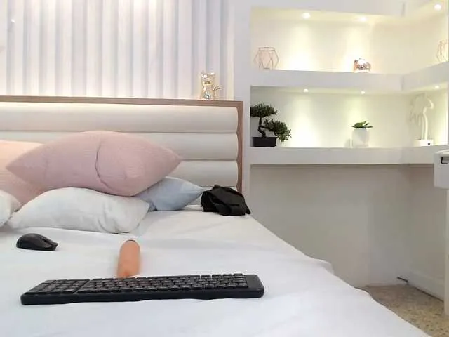 Live sex webcam photo for Sofia-Janer #273129331