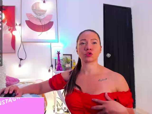 Live sex webcam photo for Sofia-Jones #276520622