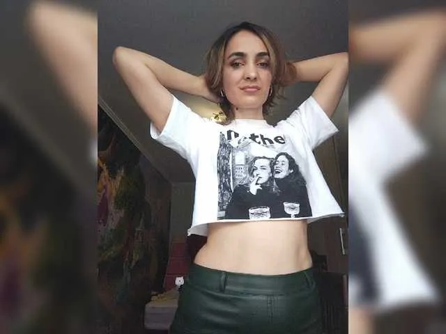 Live sex webcam photo for SofiaAhRose #273424429