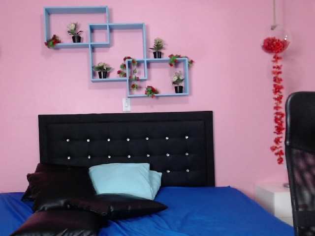 Live sex webcam photo for SofiaFranco #275600947