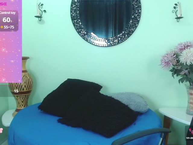 Live sex webcam photo for SofiaFranco #291328730