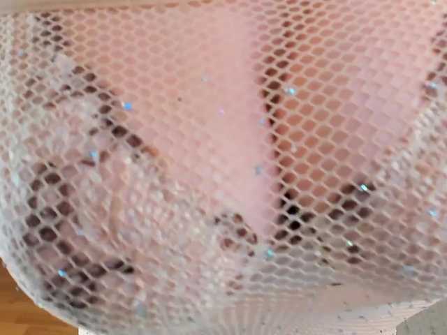 Live sex webcam photo for SofiaReginald #272992782