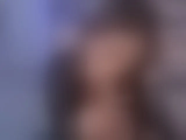 Live sex webcam photo for SofiaReyes1 #294044358