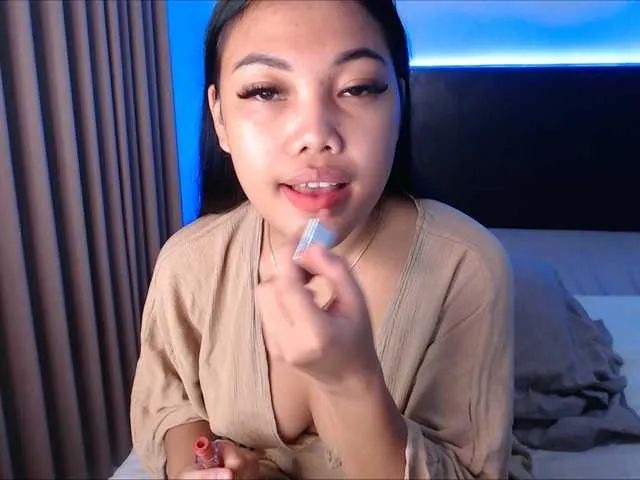 Live sex webcam photo for SofiaSakura #274016975