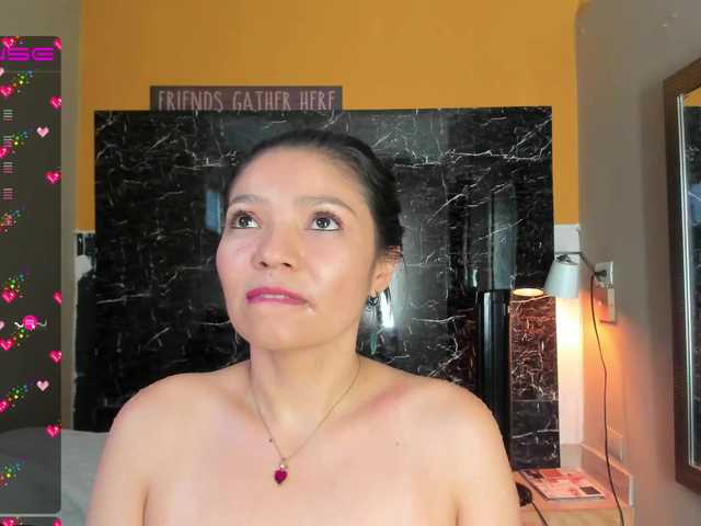 Live sex webcam photo for SofiaWalke #277698581