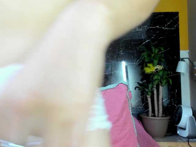 Live sex webcam photo for SofiaWalke #277811715