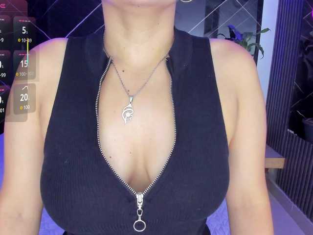 Live sex webcam photo for SofiaWalke #291026531