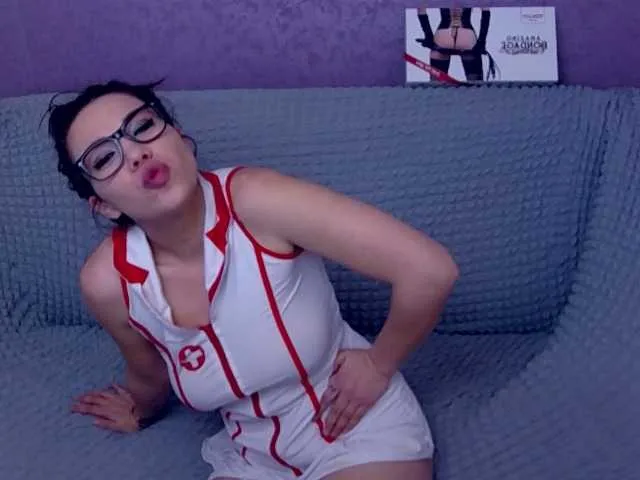 Live sex webcam photo for SofiaXXXZin #272216315