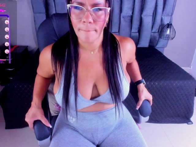 Live sex webcam photo for Sofiaa-Morgan #277522866