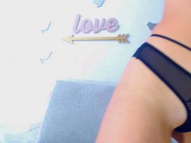 Live sex webcam photo for Sofiahotxxx #291207500