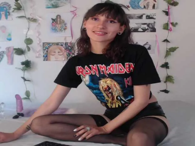 Live sex webcam photo for Sofie-lt #274435055