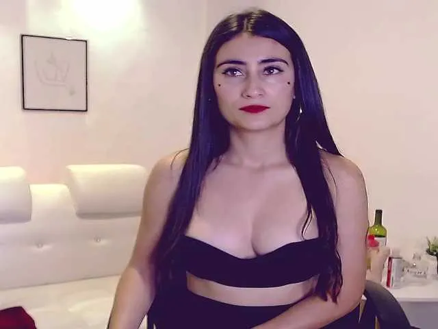 Live sex webcam photo for Sofirouze #271761849