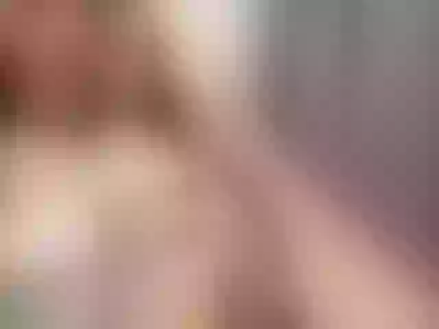 Live sex webcam photo for Sofiyaa000 #275983454