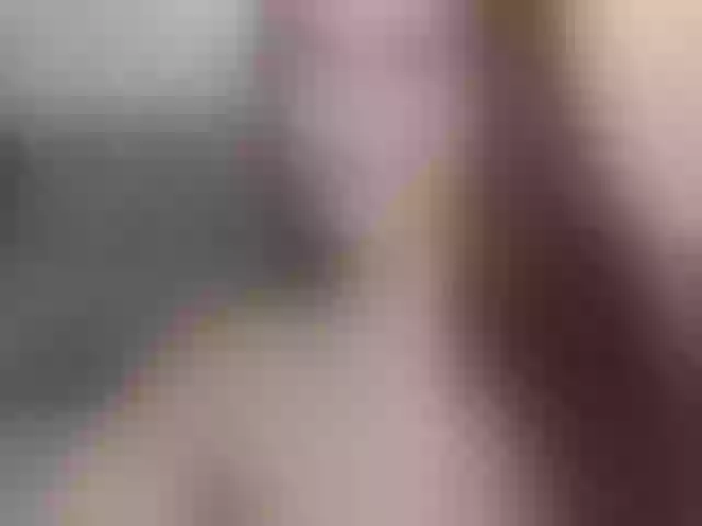 Live sex webcam photo for Sofiyaa000 #277352774