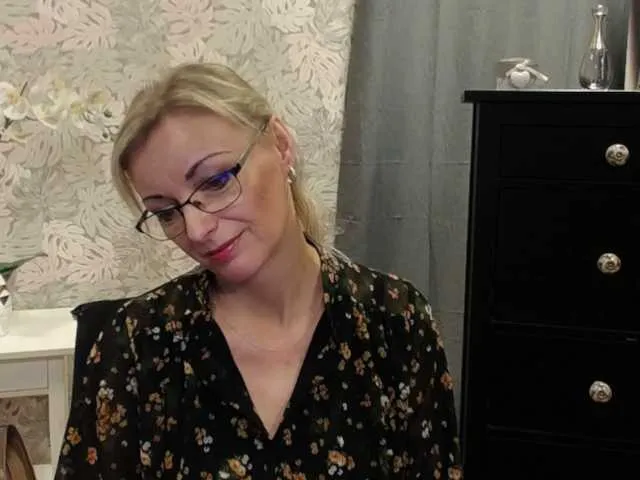 Live sex webcam photo for SoftVANESSA #272587226