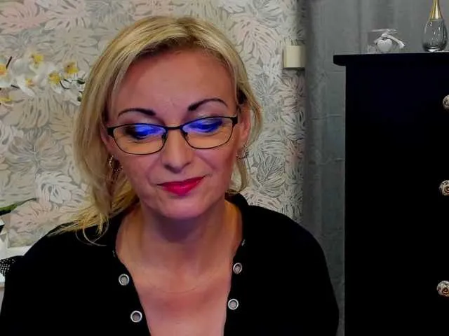 Live sex webcam photo for SoftVANESSA #273878841