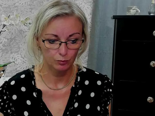 Live sex webcam photo for SoftVANESSA #275506446