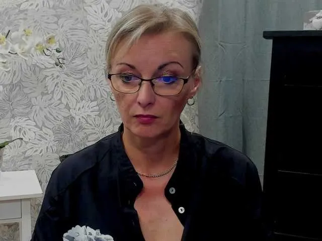 Live sex webcam photo for SoftVANESSA #276286328