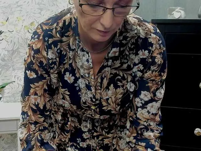 Live sex webcam photo for SoftVANESSA #276573120