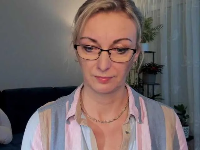 Live sex webcam photo for SoftVANESSA #276768869