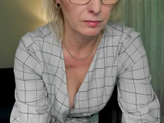 Live sex webcam photo for SoftVANESSA #276790626