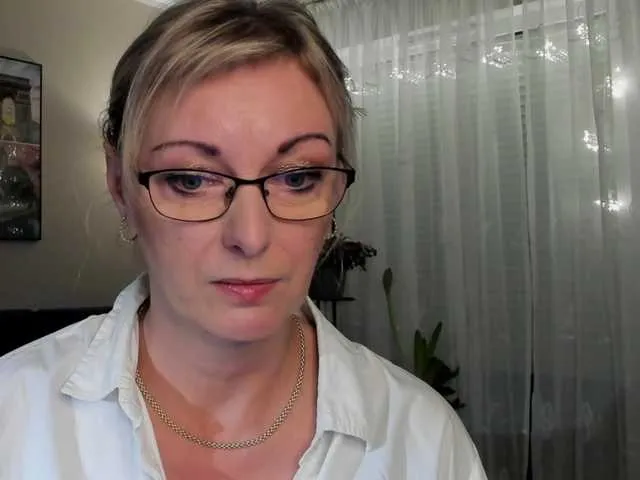 Live sex webcam photo for SoftVANESSA #276887305