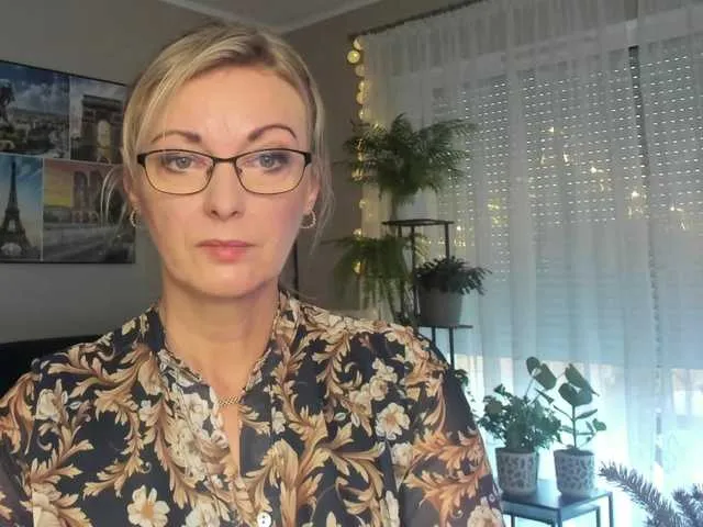 Live sex webcam photo for SoftVANESSA #276975819