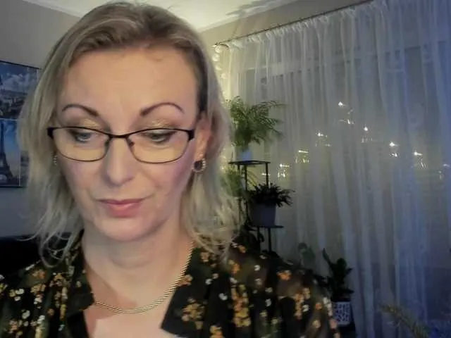 Live sex webcam photo for SoftVANESSA #277030419