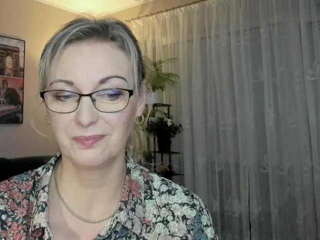 Live sex webcam photo for SoftVANESSA #277305676