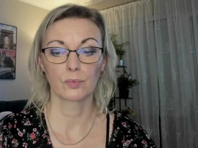 Live sex webcam photo for SoftVANESSA #277456688