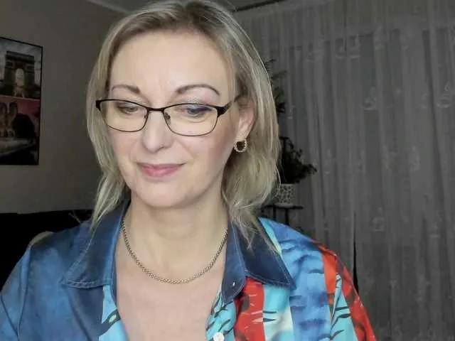 Live sex webcam photo for SoftVANESSA #277549453