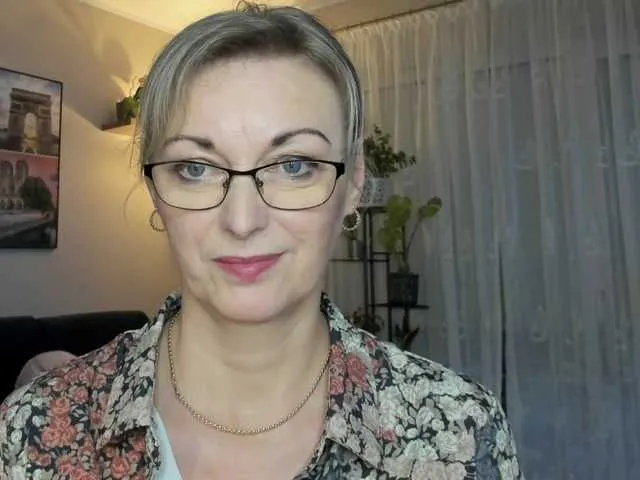 Live sex webcam photo for SoftVANESSA #277731345