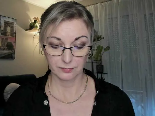 Live sex webcam photo for SoftVANESSA #277785258