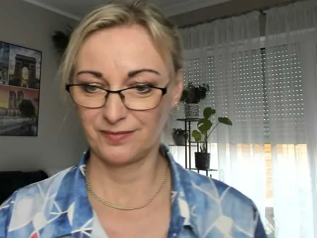 Live sex webcam photo for SoftVANESSA #277959735