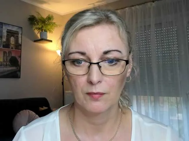 Live sex webcam photo for SoftVANESSA #278005541