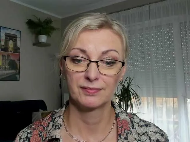 Live sex webcam photo for SoftVANESSA #278196844