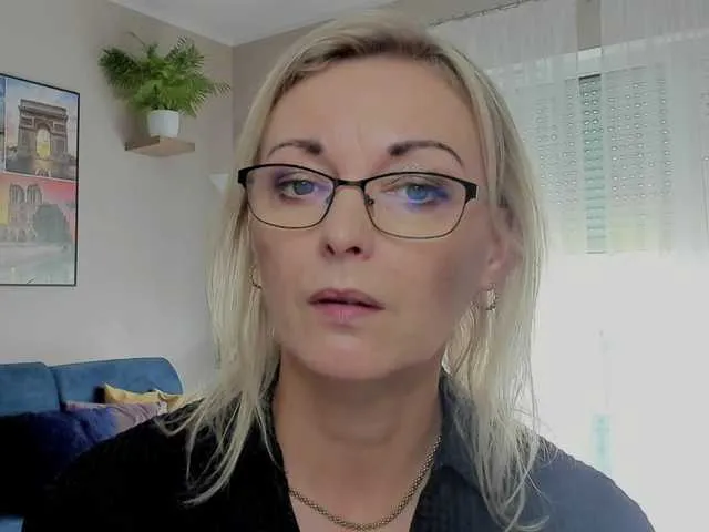 Live sex webcam photo for SoftVANESSA #278258510