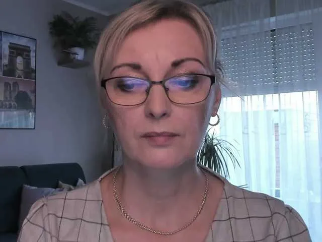 Live sex webcam photo for SoftVANESSA #288616984