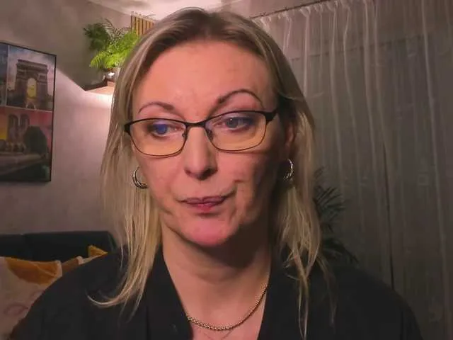 Live sex webcam photo for SoftVANESSA #290467854