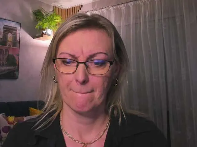 Live sex webcam photo for SoftVANESSA #290502133