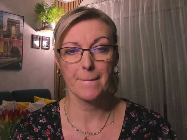 Live sex webcam photo for SoftVANESSA #290522197