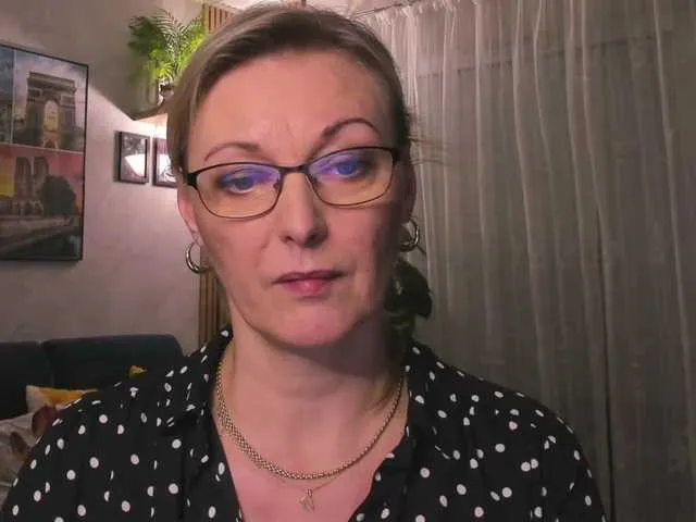 Live sex webcam photo for SoftVANESSA #290529432