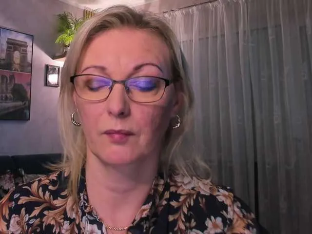 Live sex webcam photo for SoftVANESSA #290752274