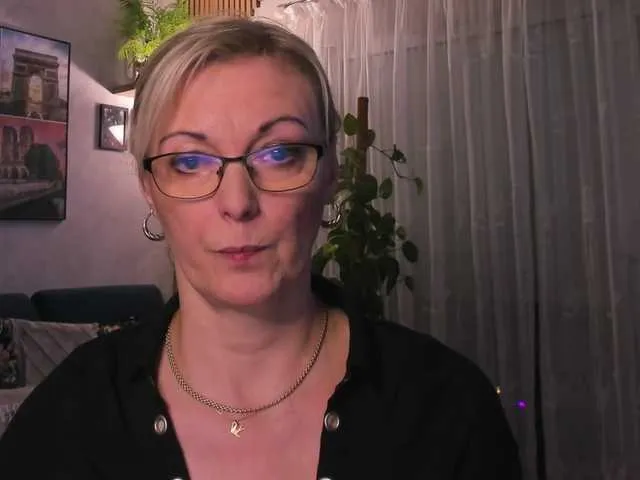 Live sex webcam photo for SoftVANESSA #290848603