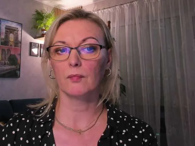 Live sex webcam photo for SoftVANESSA #290890500